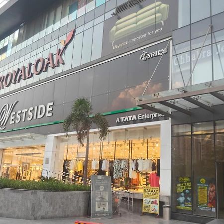Aparthotel Urban Abodes Ghaziabad Exterior foto